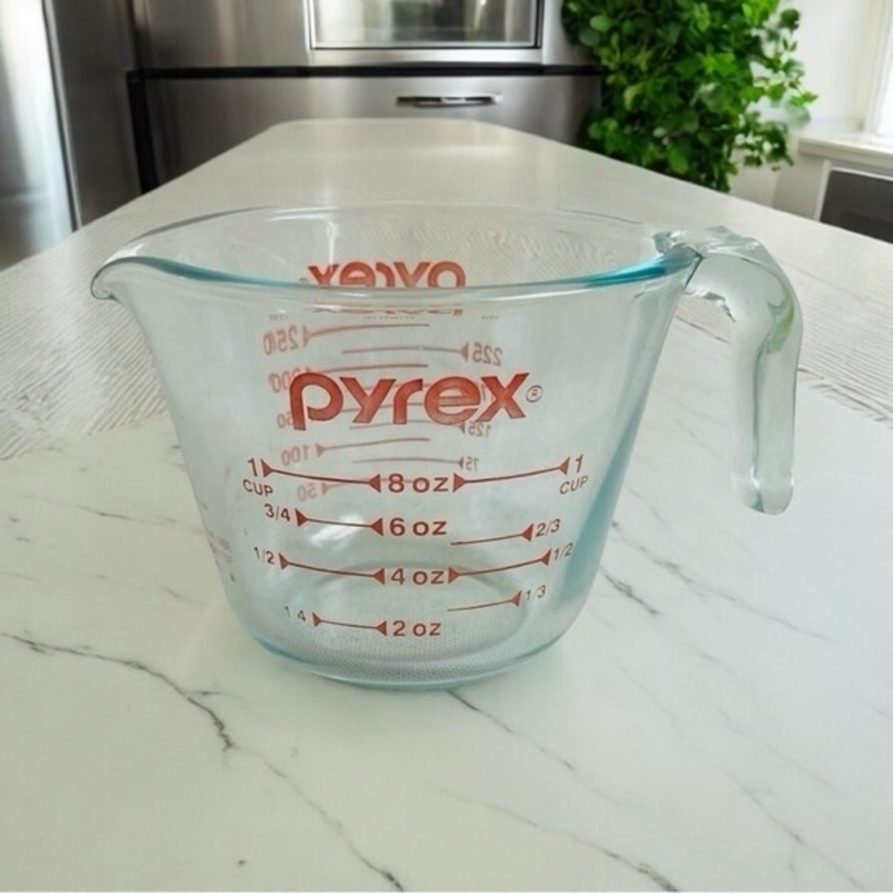 Vintage Pyrex 1 Cup Measuring Jug Clear Glass Red Markings 3x4x3 Kitchen VG
